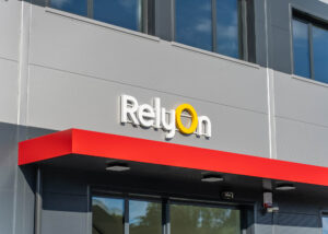Logo na budynku